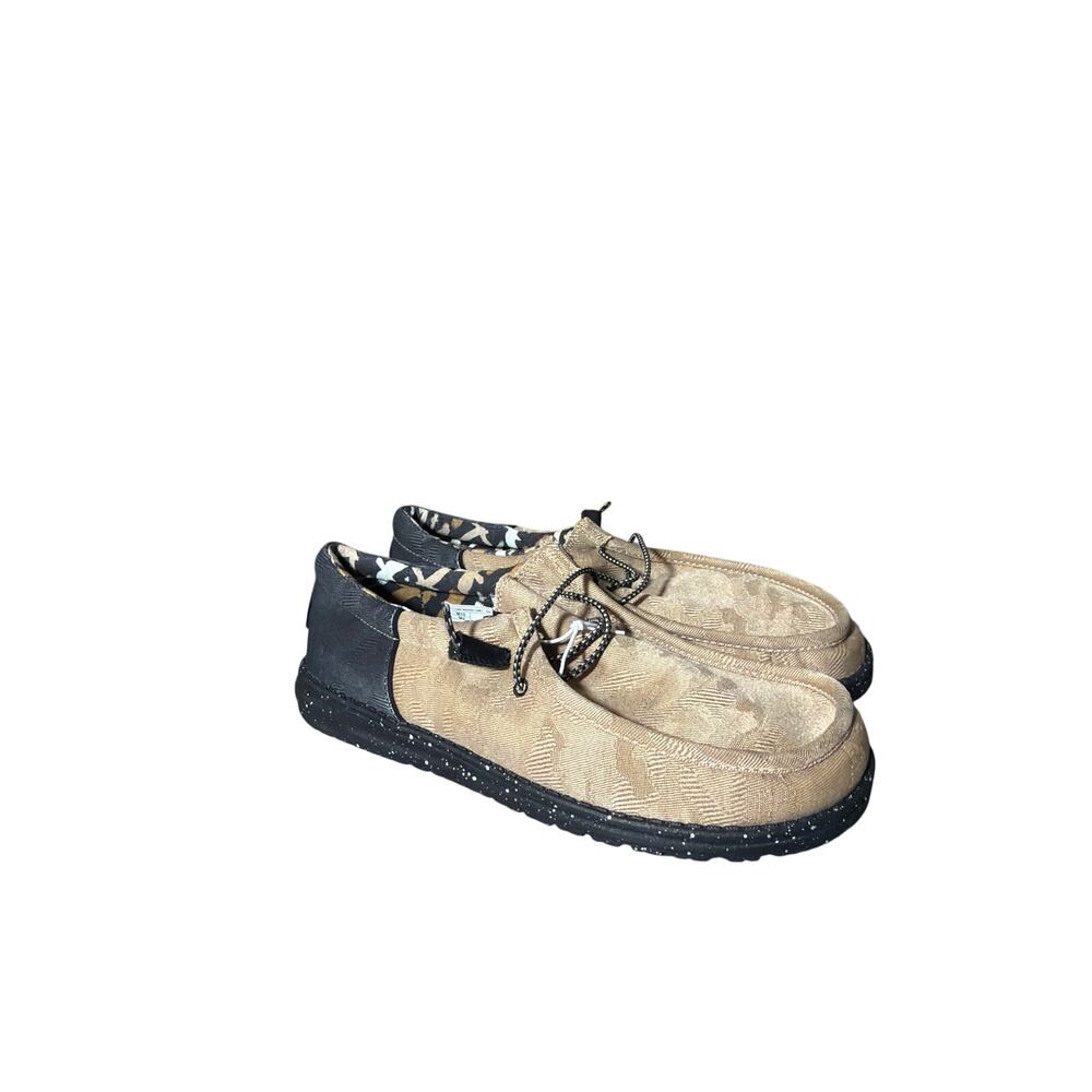 HEYDUDE Wally Funk Washed Camo men's lightweight shoes Size 10 NEW